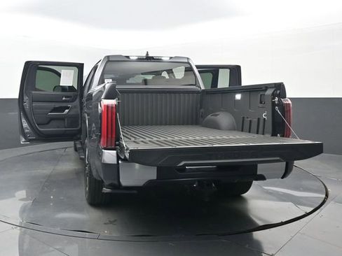 Used 2023 Toyota Tundra Limited image 37