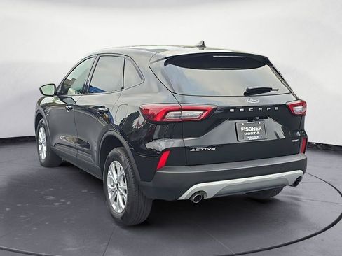 Used 2025 Ford Escape Active AWD/4WD image 4
