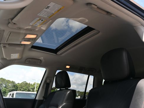 Used 2018 Nissan Armada SL w/ Moonroof Package RWD image 29