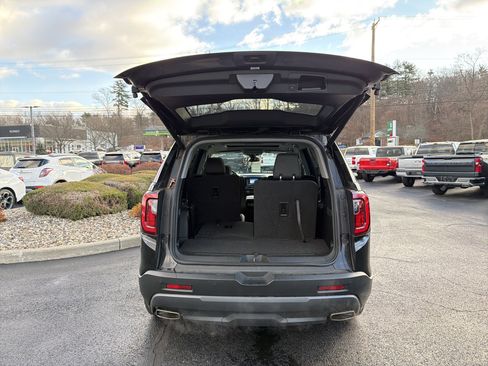 Used 2023 GMC Acadia AT4 w/ Preferred Package image 31