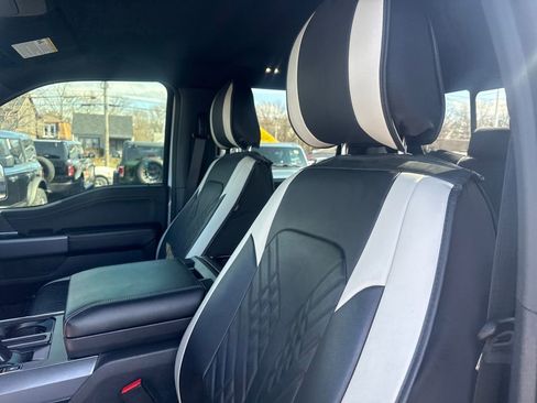 Used 2025 Ford F150 XLT w/ Equipment Group 302A MID image 29