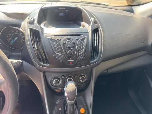 Used 2016 Ford Escape S FWD image 19
