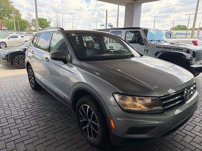 Used 2021 Volkswagen Tiguan SE w/ Panoramic Sunroof Package