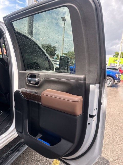 Used 2022 Chevrolet Silverado 3500 High Country AWD/4WD image 10