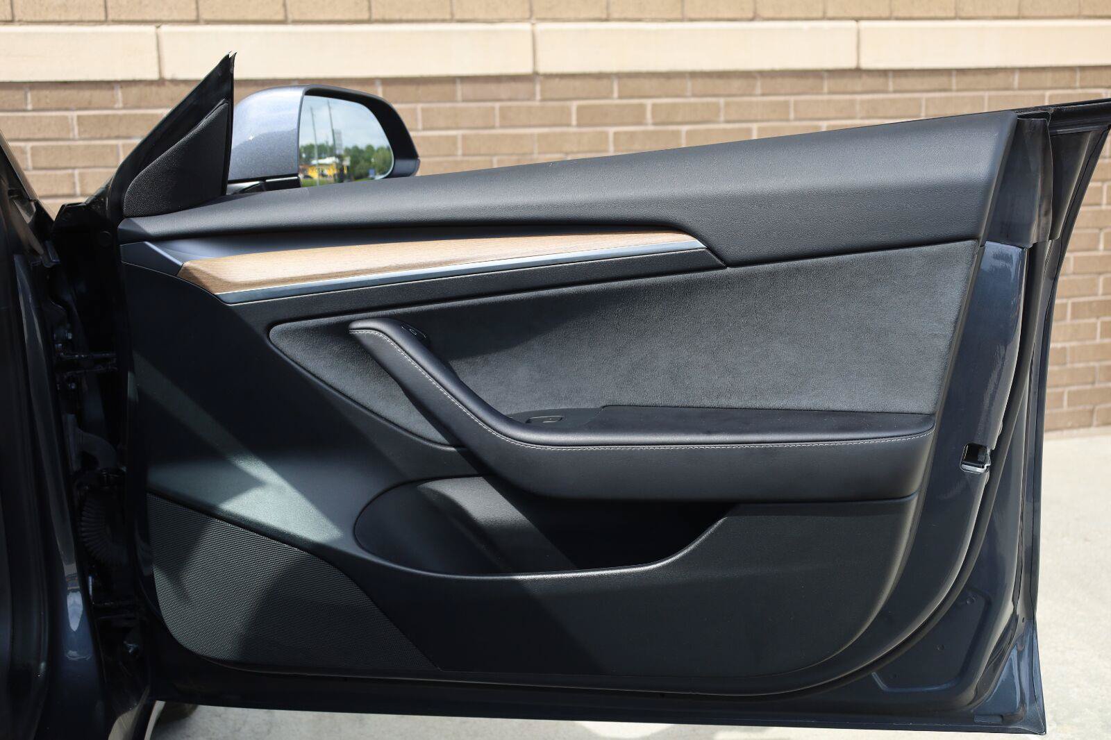 Used 2023 Tesla Model 3 Standard Range RWD image 25