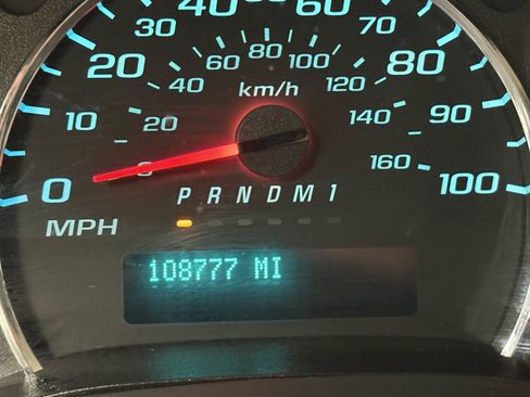 Used 2021 Chevrolet Express 3500 Extended w/ Driver Convenience Package RWD image 32