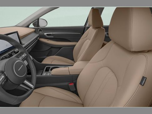 New 2026 Hyundai Sonata Limited FWD image 9