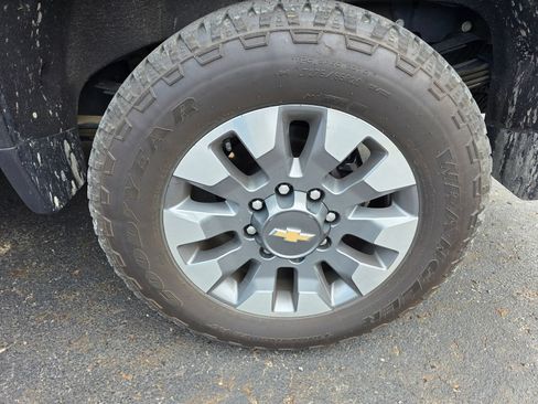 Used 2024 Chevrolet Silverado 2500 LT w/ All Star Edition AWD/4WD image 11
