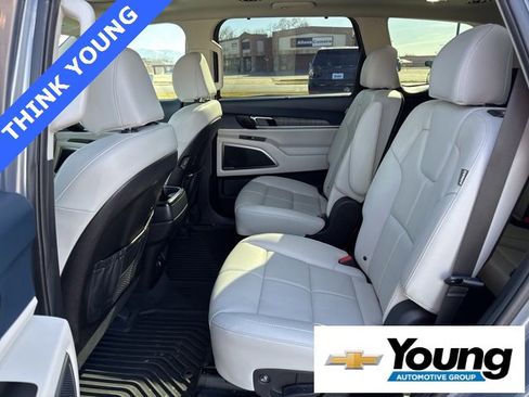 Used 2024 Kia Telluride SX image 15