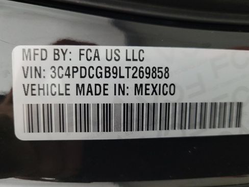 Used 2020 Dodge Journey Crossroad FWD image 33