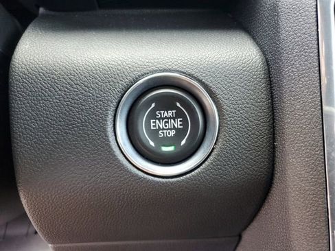 New 2026 GMC Acadia Elevation image 24