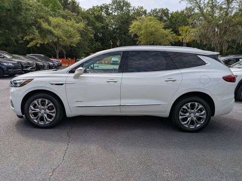 Used 2020 Buick Enclave Avenir w/ Trailering Package, 5000 lbs. AWD/4WD image 7