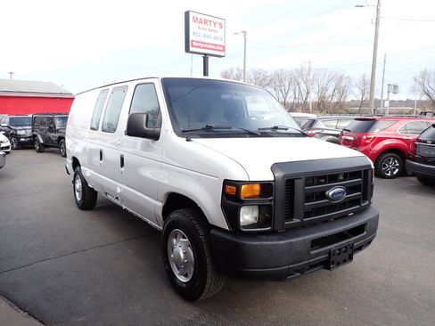 Used 2011 Ford E-250 and Econoline 250 w/ PWR Group image 1