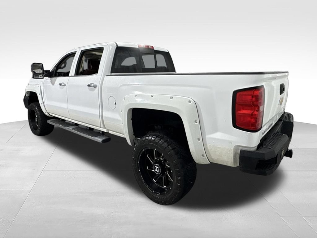 Used 2016 Chevrolet Silverado 2500 High Country w/ Duramax Plus Package AWD/4WD image 8