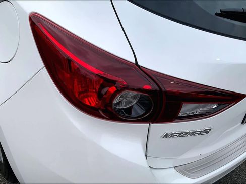 Used 2015 MAZDA MAZDA3 i Touring w/ Technology Package image 27