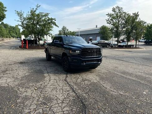 Used 2022 RAM 3500 Limited AWD/4WD image 4