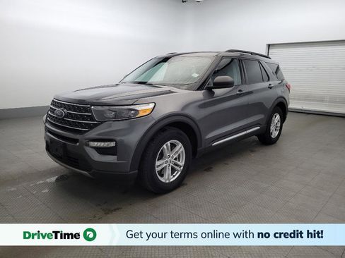 Used 2024 Ford Explorer XLT w/ Equipment Group 202A image 1