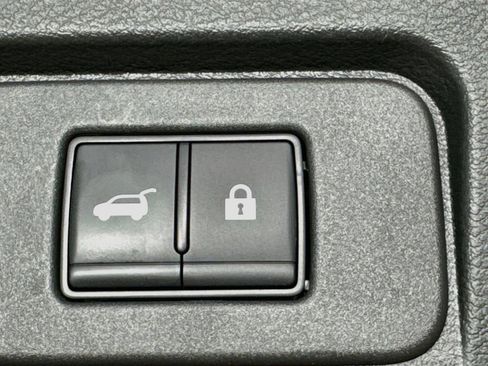 Used 2023 Nissan Rogue SL w/ SL Premium Package FWD image 35