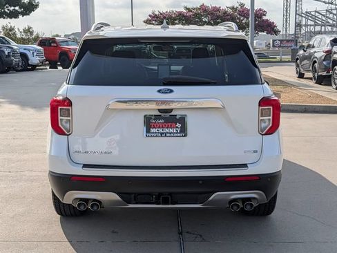 Used 2020 Ford Explorer Platinum w/ Premium Technology Package AWD/4WD image 7