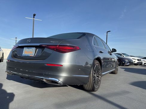 Used 2025 Mercedes-Benz S 580 S 580 image 7