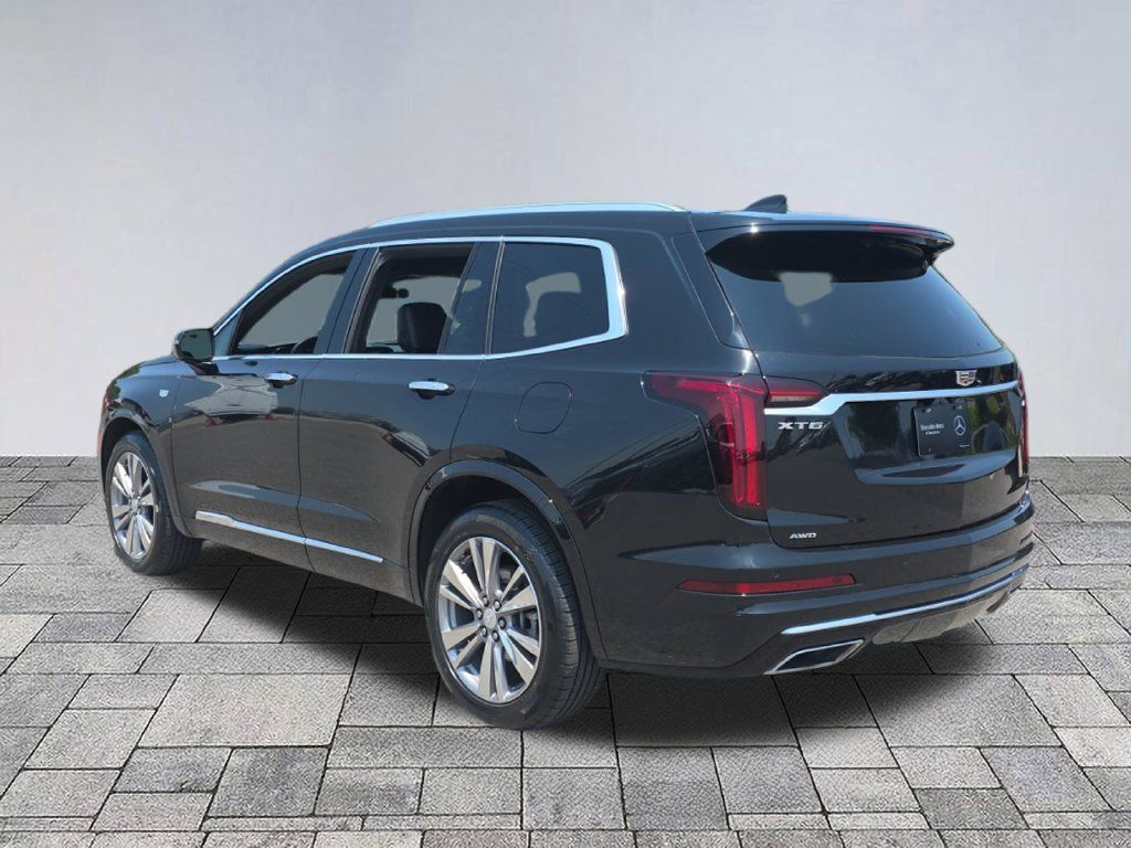 Used 2024 Cadillac XT6 Premium Luxury AWD/4WD image 5
