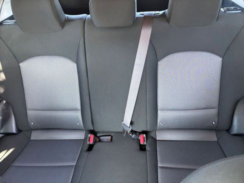 Used 2025 Kia Soul LX w/ LX Technology Package FWD image 37