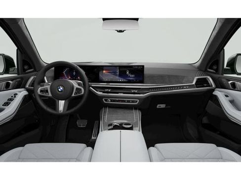New 2026 BMW X7 xDrive40i w/ M Sport Package image 7