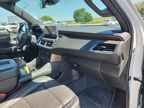 Certified 2024 Chevrolet Tahoe High Country w/ Premium Package AWD/4WD image 58