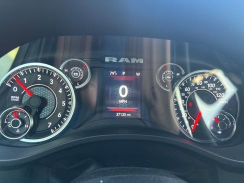 Used 2021 RAM 1500 Big Horn image 33