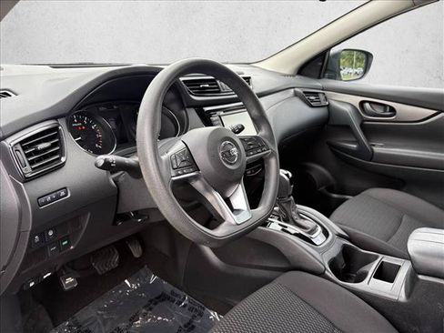 Used 2020 Nissan Rogue Sport S w/ Appearance Package FWD image 9