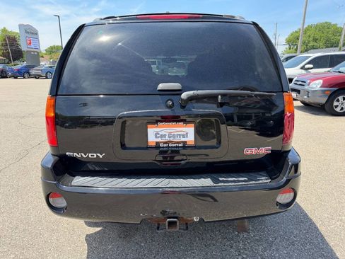Used 2009 GMC Envoy SLE AWD/4WD image 4