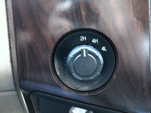 Used 2012 Ford F450 Lariat w/ Lariat Ultimate Pkg image 35