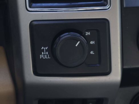 Used 2019 Ford F350 Lariat w/ Lariat Ultimate Package image 16