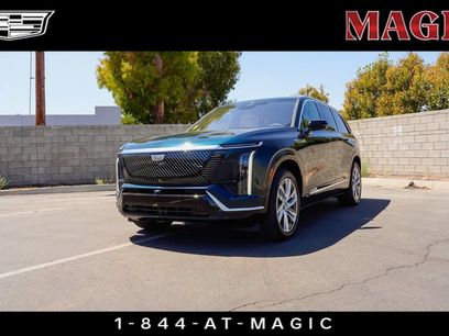 New 2027 Cadillac Vistiq Luxury w/ LPO, Floor Liner Package