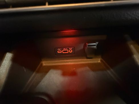 Certified 2023 Nissan Sentra SR w/ Midnight Edition Package image 31