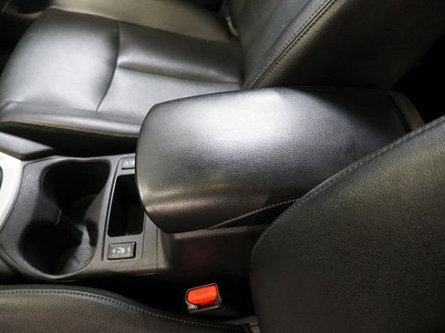 Used 2016 Nissan Rogue SL w/ SL Premium Package image 23