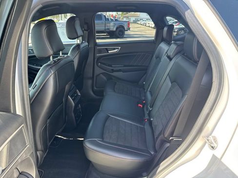 Used 2023 Ford Edge ST-Line AWD/4WD image 10