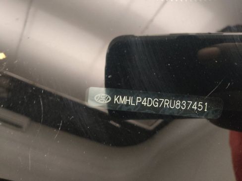 Used 2024 Hyundai Elantra Limited FWD image 33