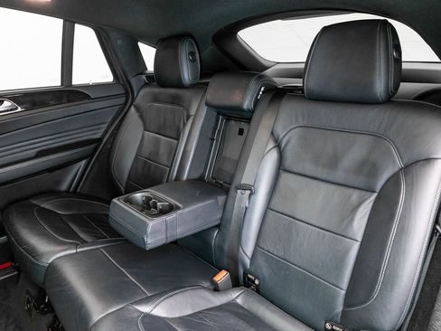 Used 2019 Mercedes-Benz GLE 43 AMG 4MATIC Coupe w/ Premium 3 Package image 21