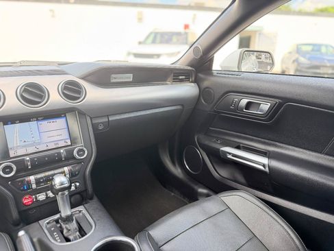 Used 2018 Ford Mustang GT Premium RWD image 28