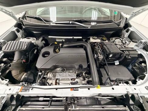Certified 2023 Chevrolet Equinox RS AWD/4WD image 32