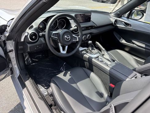 New 2026 MAZDA MX-5 Miata RF Grand Touring image 33