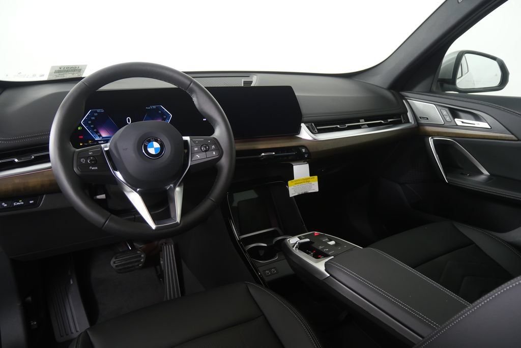 Used 2026 BMW X1 xDrive28i w/ Convenience Package AWD/4WD image 17