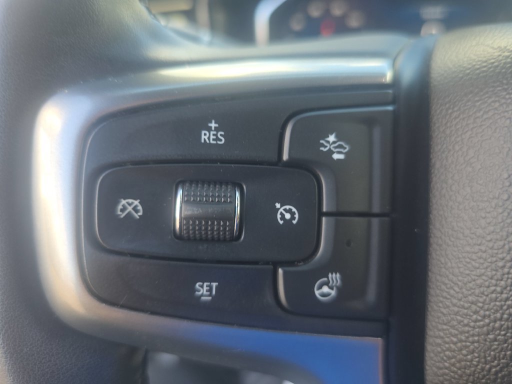 Used 2024 Chevrolet Silverado 1500 LT AWD/4WD image 30