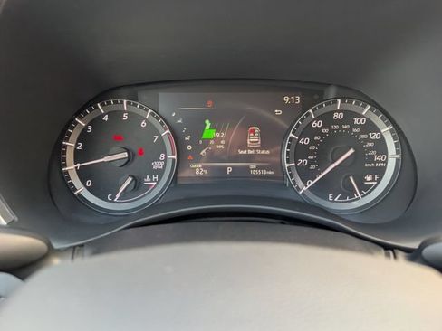 Used 2020 Toyota Highlander XLE FWD image 15
