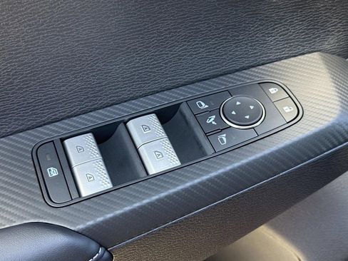 New 2026 Mitsubishi Outlander SE FWD image 19