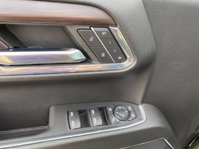 Certified 2024 GMC Sierra 1500 SLT RWD image 18