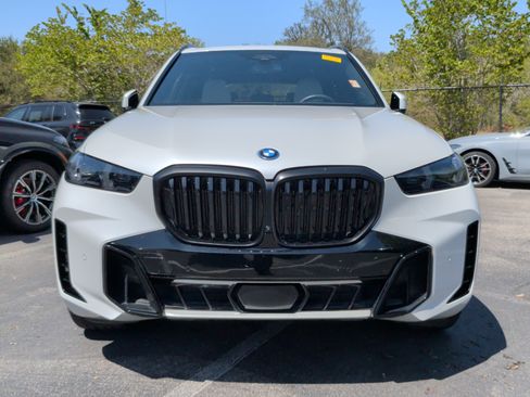 Used 2024 BMW X5 xDrive50e w/ M Sport Package AWD/4WD image 5