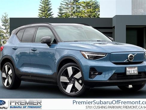Used 2023 Volvo XC40 Recharge Ultimate w/ Protection Package Premier image 1