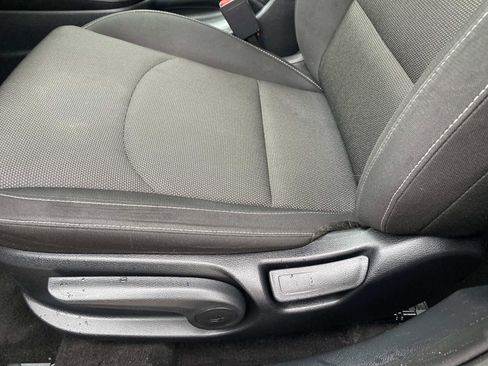 Used 2022 Kia Forte LXS image 10